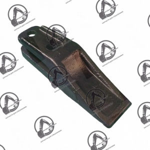 Зуб ковша центральный Bobcat 6684447